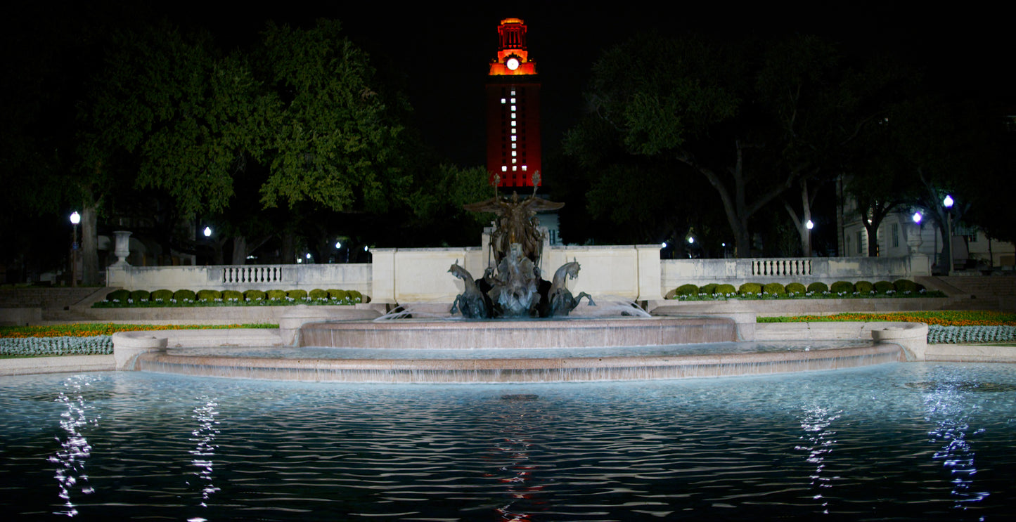 Littlefield Fountain Night HD Computer Screensaver