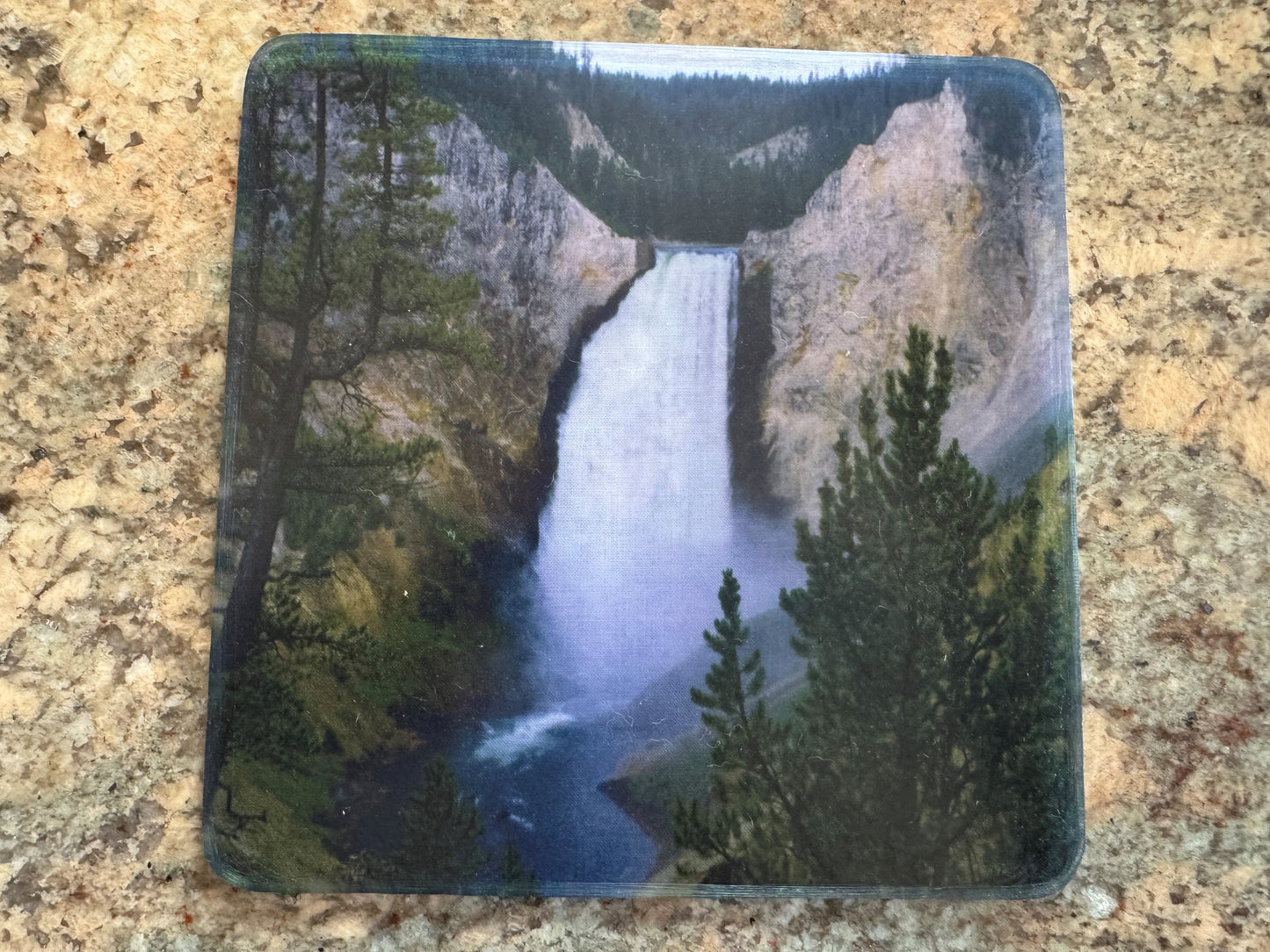 Lower Falls Yellowstone National Park Silicone Non-Slip Pot Holder